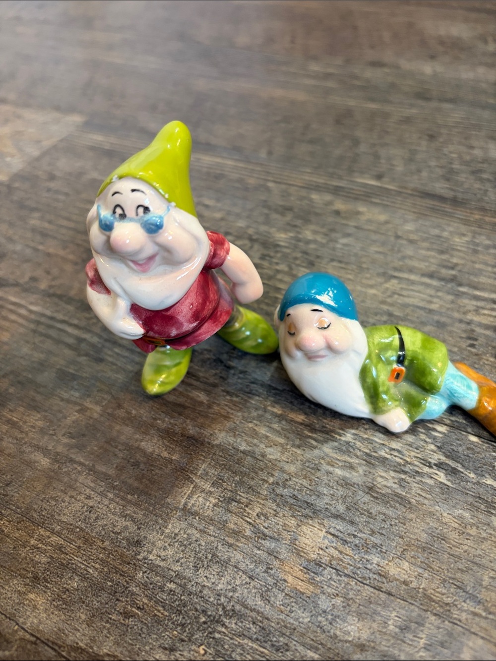 Vintage Disney Doc and Sleepy figurines